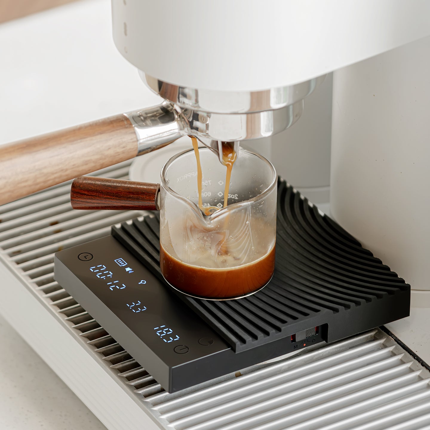 Timemore Black Mirror Basic 3 - Espresso & Pour-over Coffee Scale (2026)